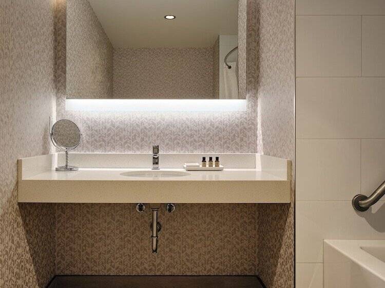 فندق Great Blue Heron