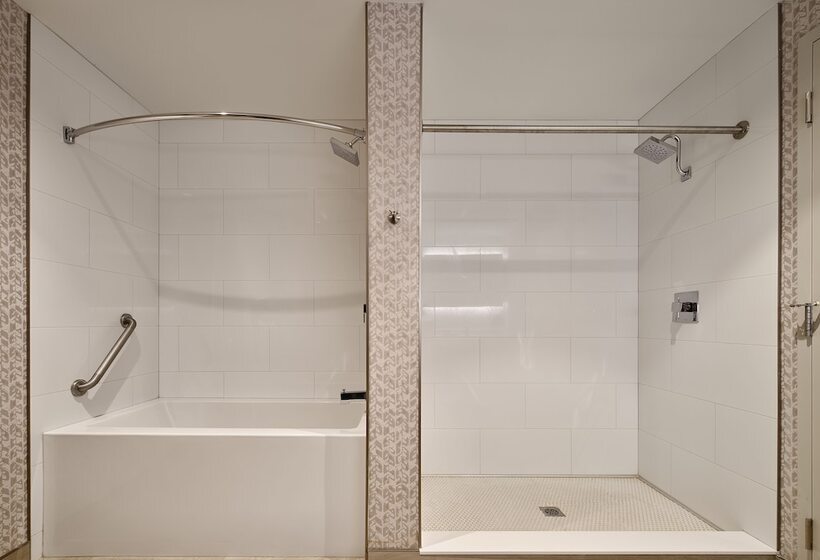 فندق Great Blue Heron