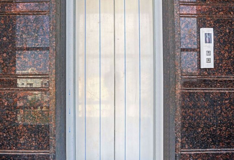 Itsy Hotels Galaxy Suites, Hebbal