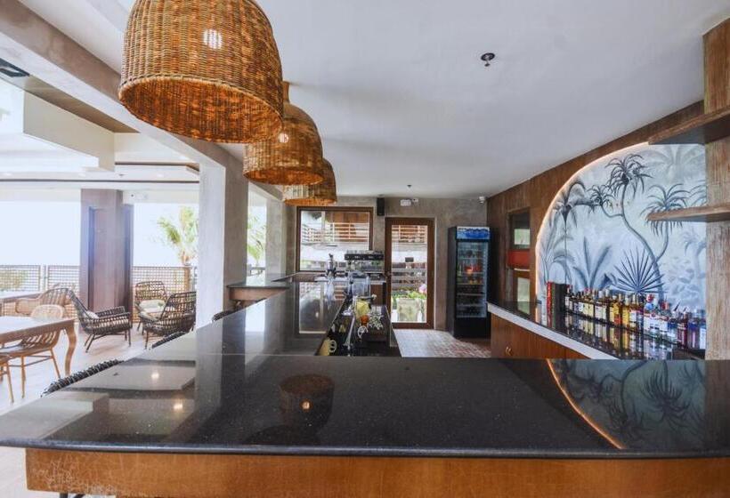 هتل Kaaya Resort North Boracay