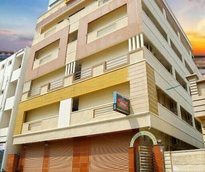 فندق Lakeview Residency