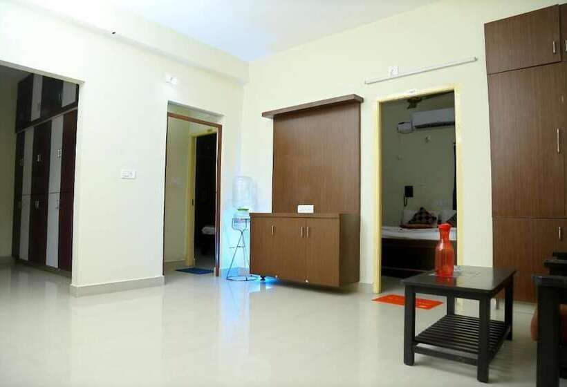 فندق Lakeview Residency