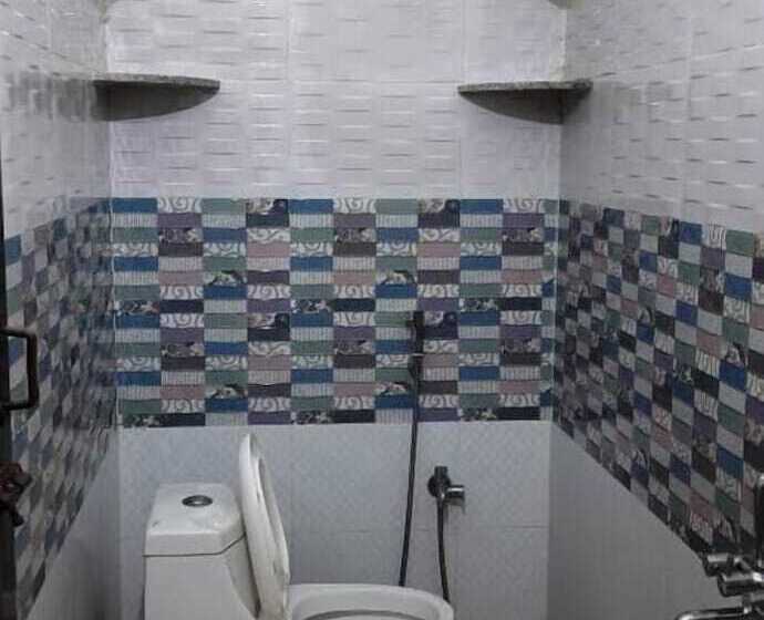 فندق Lakeview Residency