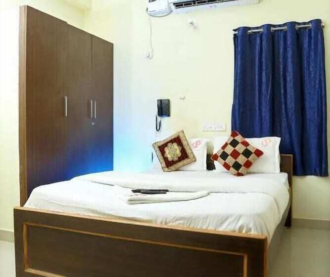 فندق Lakeview Residency