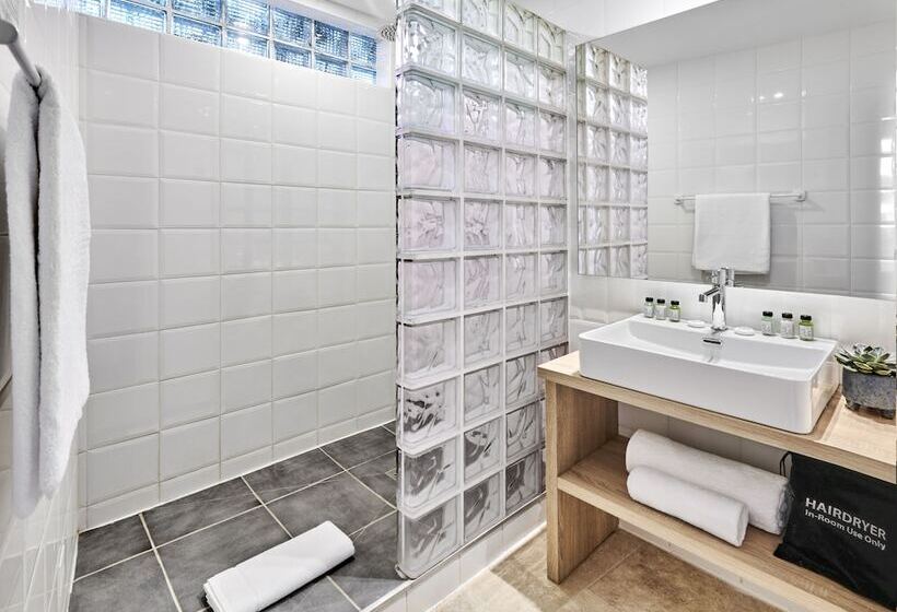 בית מלון כפרי Le Suquet Cannes