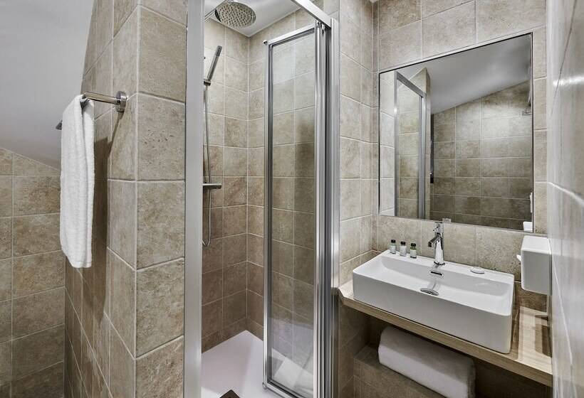 בית מלון כפרי Le Suquet Cannes