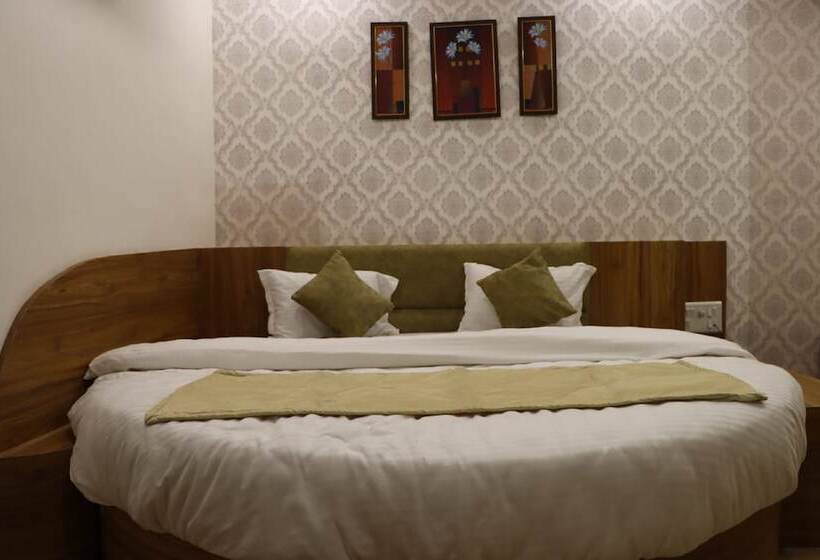 בית מלון כפרי Legend