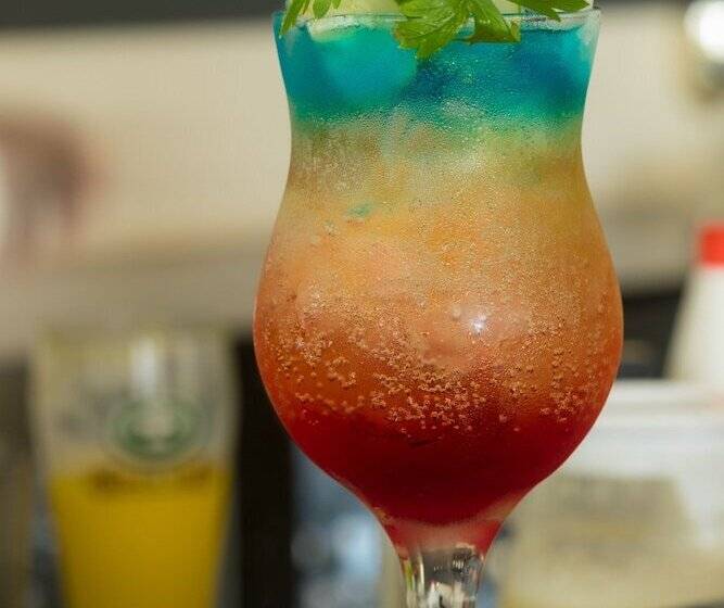 هتل Lodge By Eagles