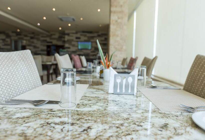 هتل Lodge By Eagles