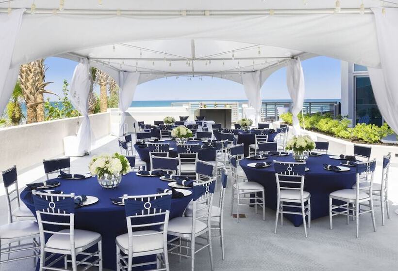 فندق Max Beach Resort