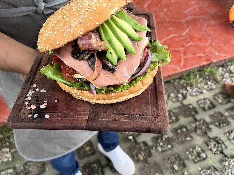 فندق Milin
