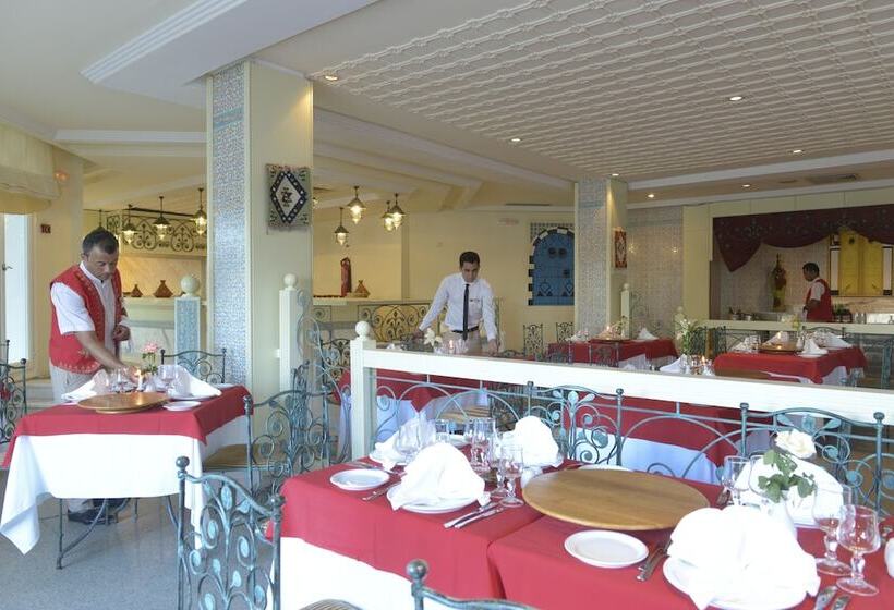 ホテル One Resort El Mansour