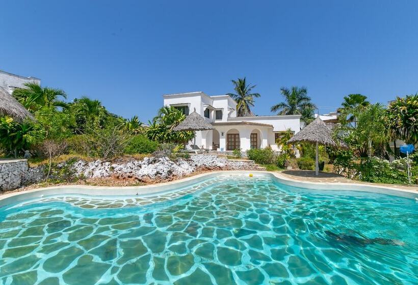 هتل Pearls And Corals Resort