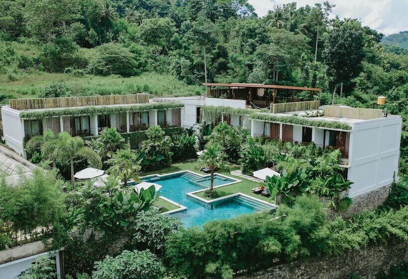 Porter Hotel   Surf & Yoga Retreat