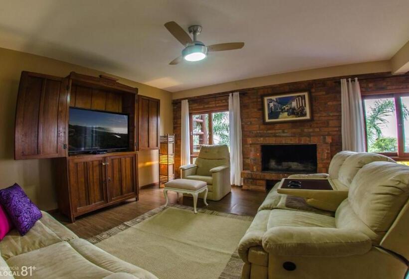 ホテル Pousada Bangalôs Do Rosa