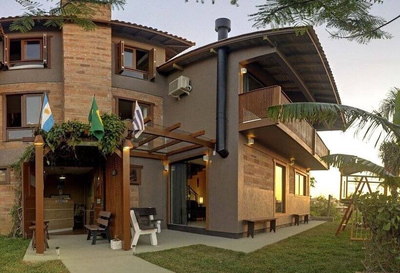 ホテル Pousada Bangalôs Do Rosa