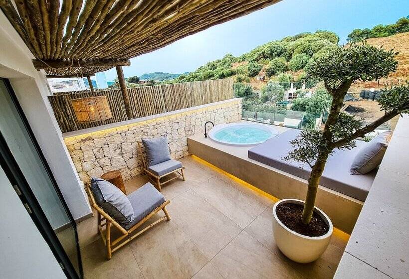 فندق S´estancia Suites