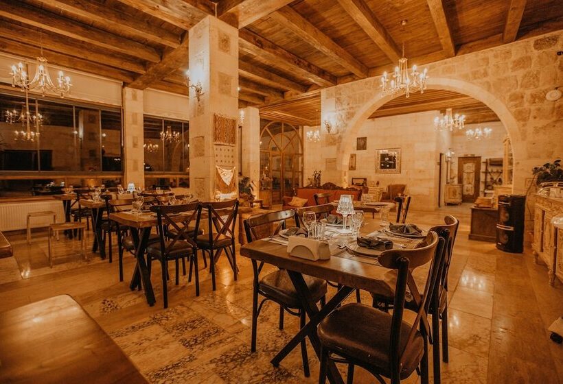 هتل Serenus Cave Suites