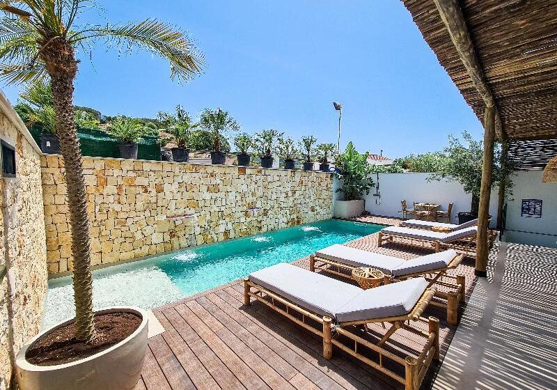 فندق S´estancia Suites