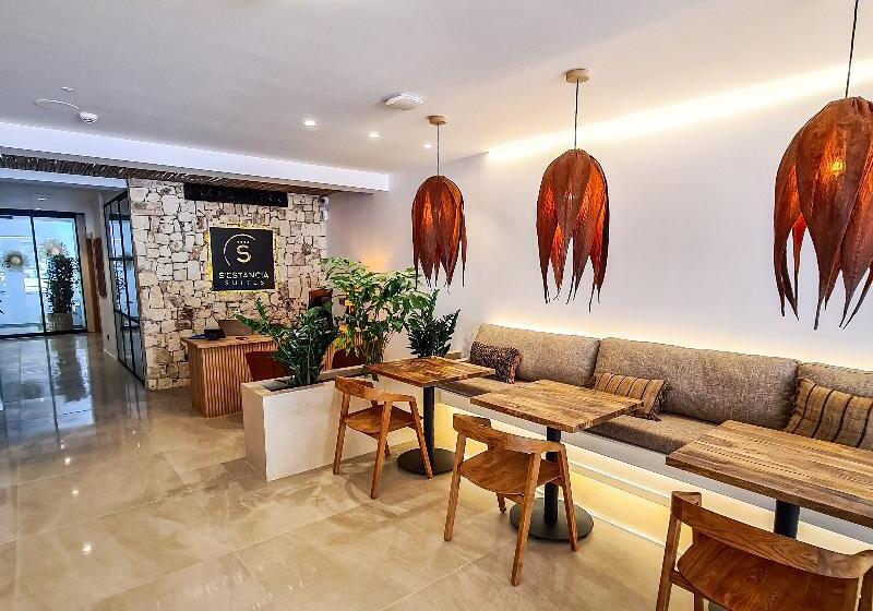 فندق S´estancia Suites