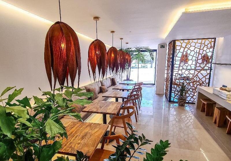 فندق S´estancia Suites