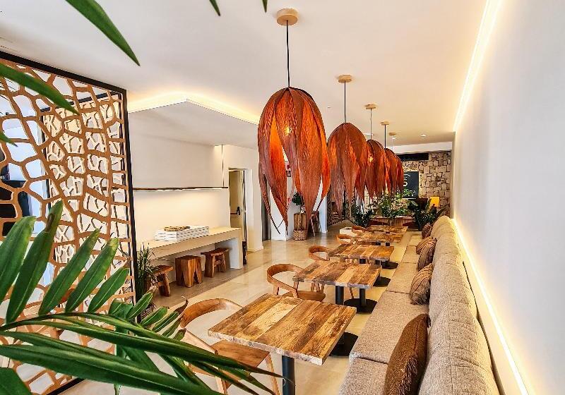 فندق S´estancia Suites