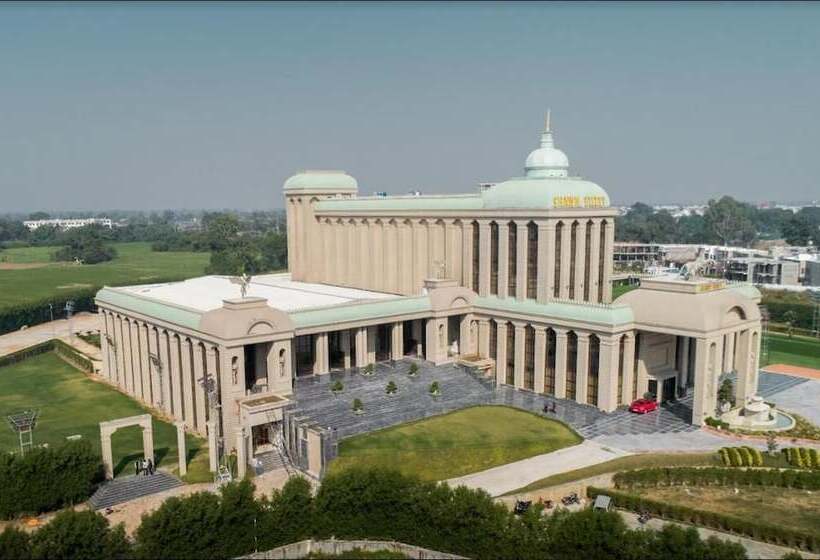 בית מלון כפרי Shawn Elizey