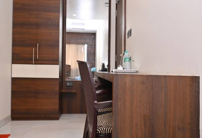 בית מלון כפרי Silver Land New Digha