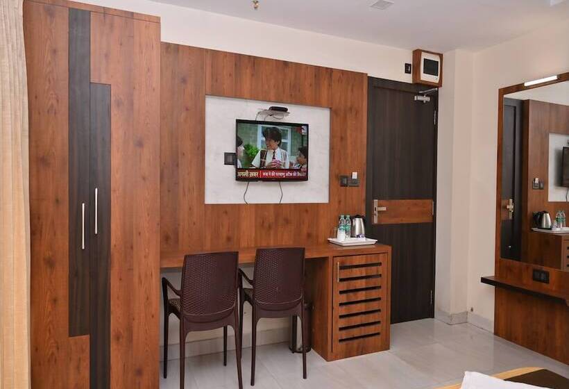 בית מלון כפרי Silver Land New Digha