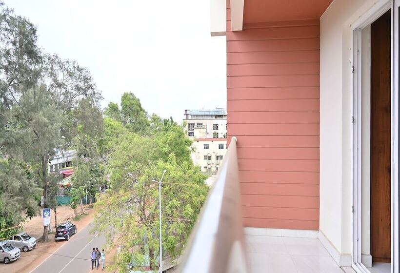 בית מלון כפרי Silver Land New Digha