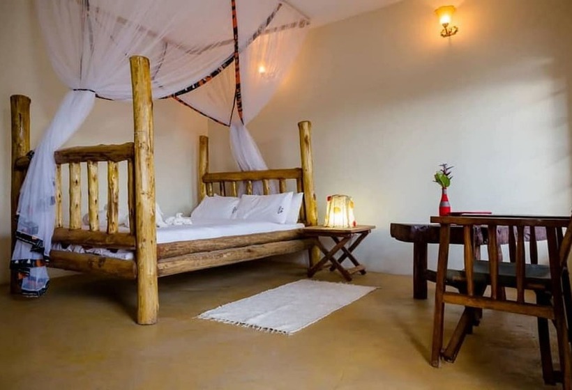 هتل Simba Safari Camp