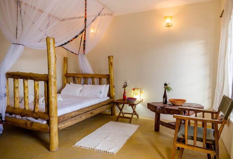 هتل Simba Safari Camp