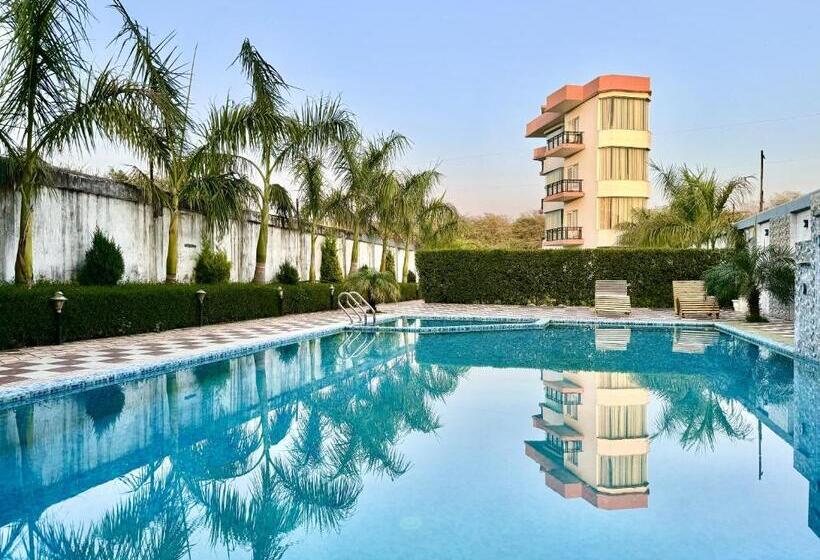 酒店 Sumedha G Village Resort And Spa