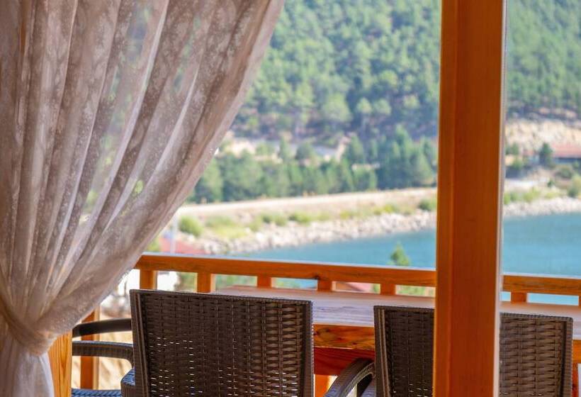 酒店 Tahtalı Gol Evleri