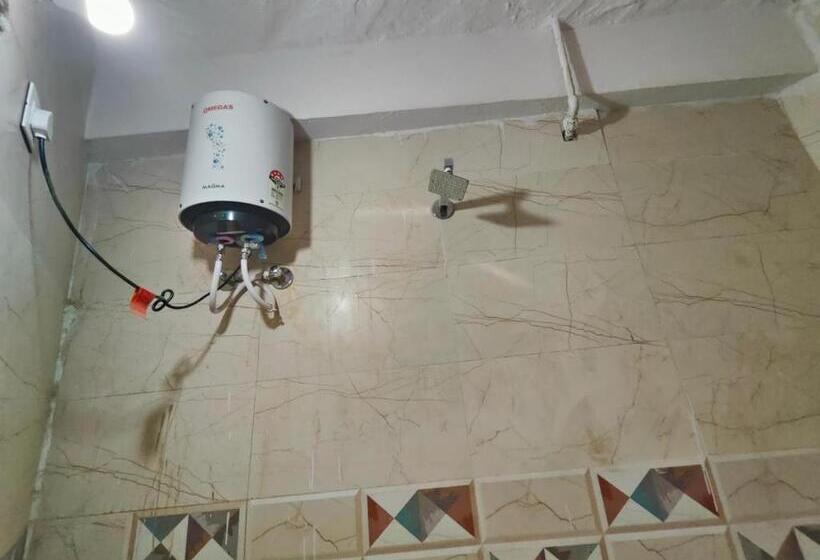 Hotel Goroomgo Temple View Jaisalmer