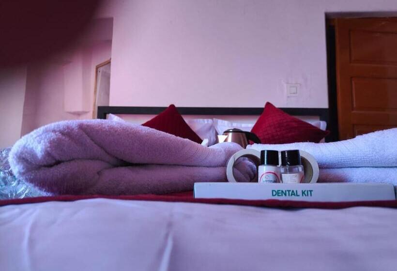 Hotel Goroomgo Temple View Jaisalmer