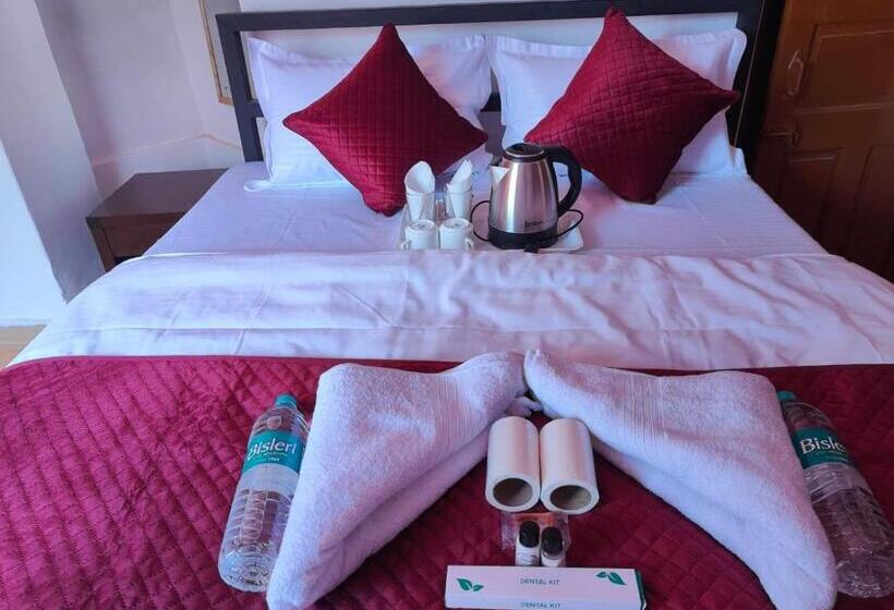 Hotel Goroomgo Temple View Jaisalmer