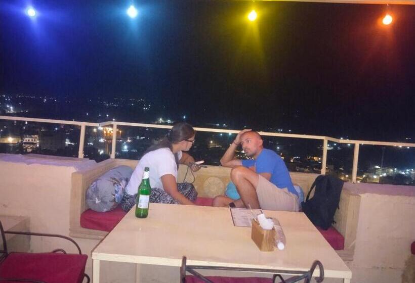 Hotel Goroomgo Temple View Jaisalmer