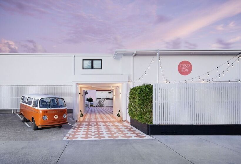 هتل Tessa S On The Beach Boutique