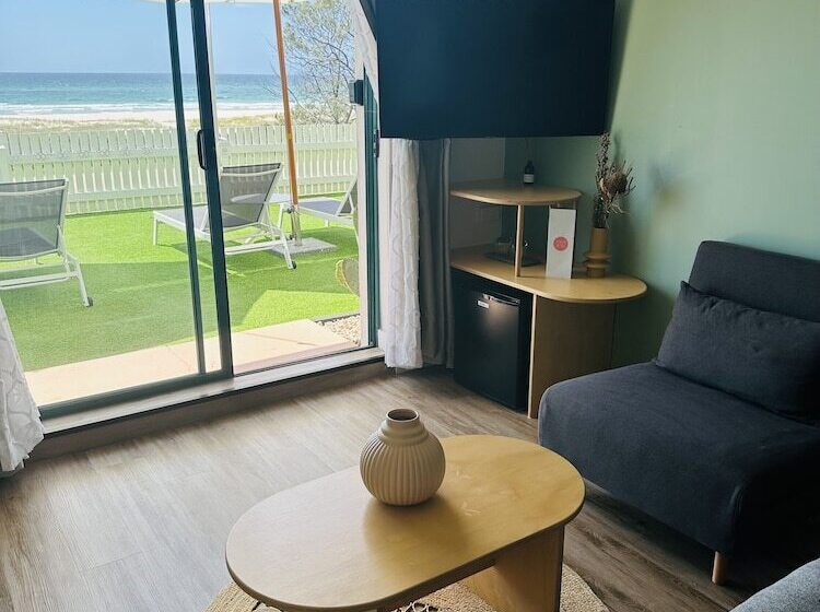 فندق Tessa S On The Beach Boutique