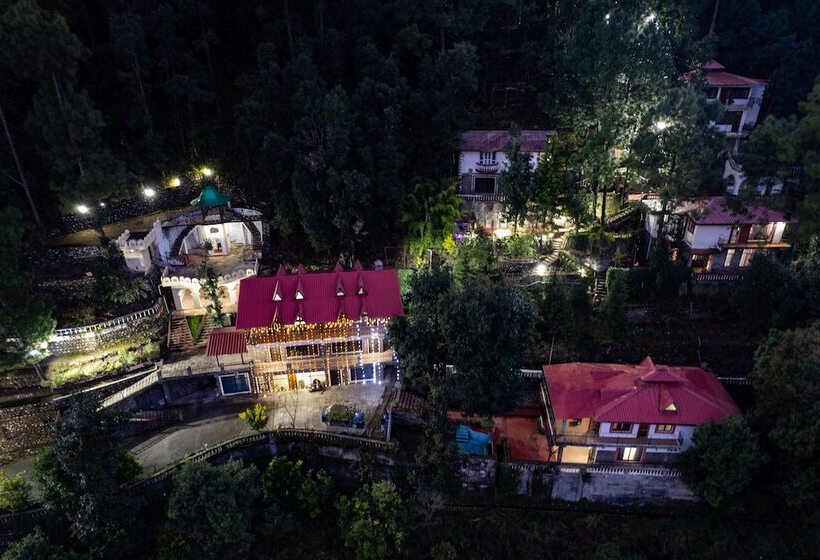 בית מלון כפרי The Canadian Woods Resort