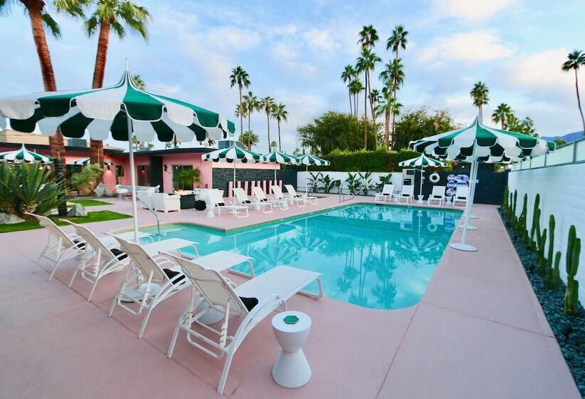 The Marley Hotel By Avantstay 20 Occ Full Hotel Buyout In Palm Springs W/ Pool & Hot Tub!