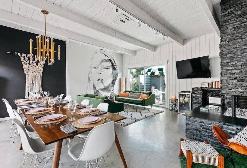 The Marley Hotel By Avantstay 20 Occ Full Hotel Buyout In Palm Springs W/ Pool & Hot Tub!