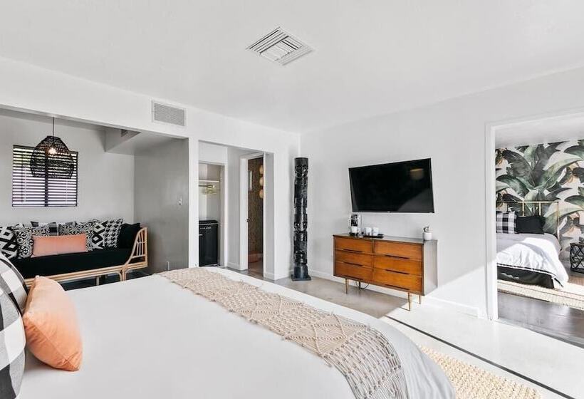 The Marley Hotel By Avantstay 20 Occ Full Hotel Buyout In Palm Springs W/ Pool & Hot Tub!