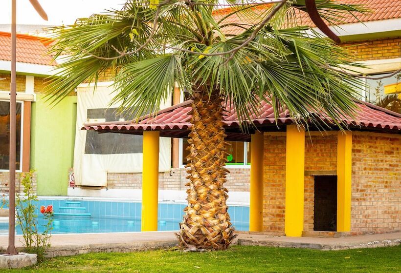 Отель Villa Jardines