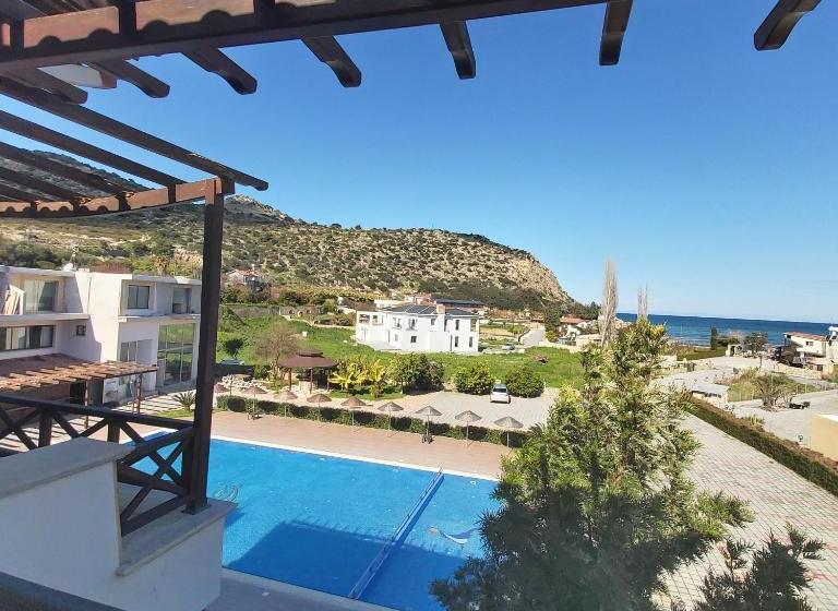 בית מלון כפרי Vouni King