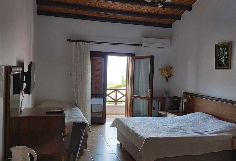 בית מלון כפרי Vouni King