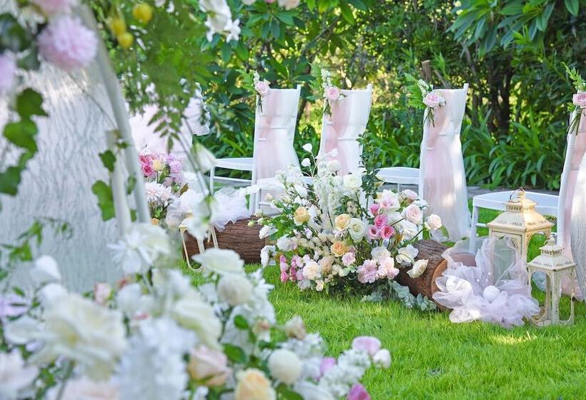 בית מלון כפרי Wanda Reign Resort & Villa Haitang Bay