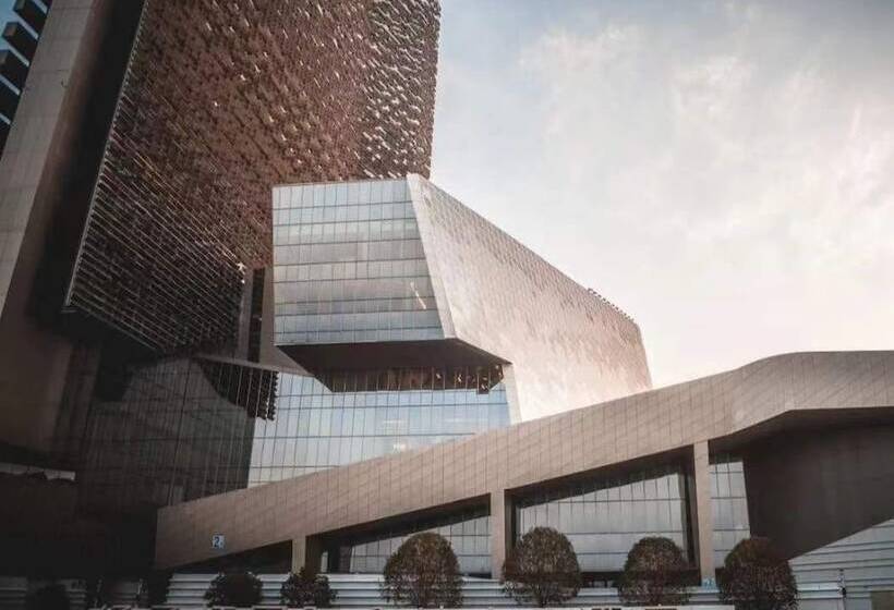 هتل Yangziriverinternationalconferencecenter