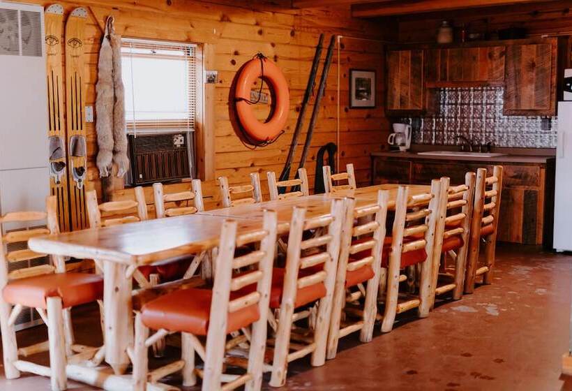 Jack Pines Resort